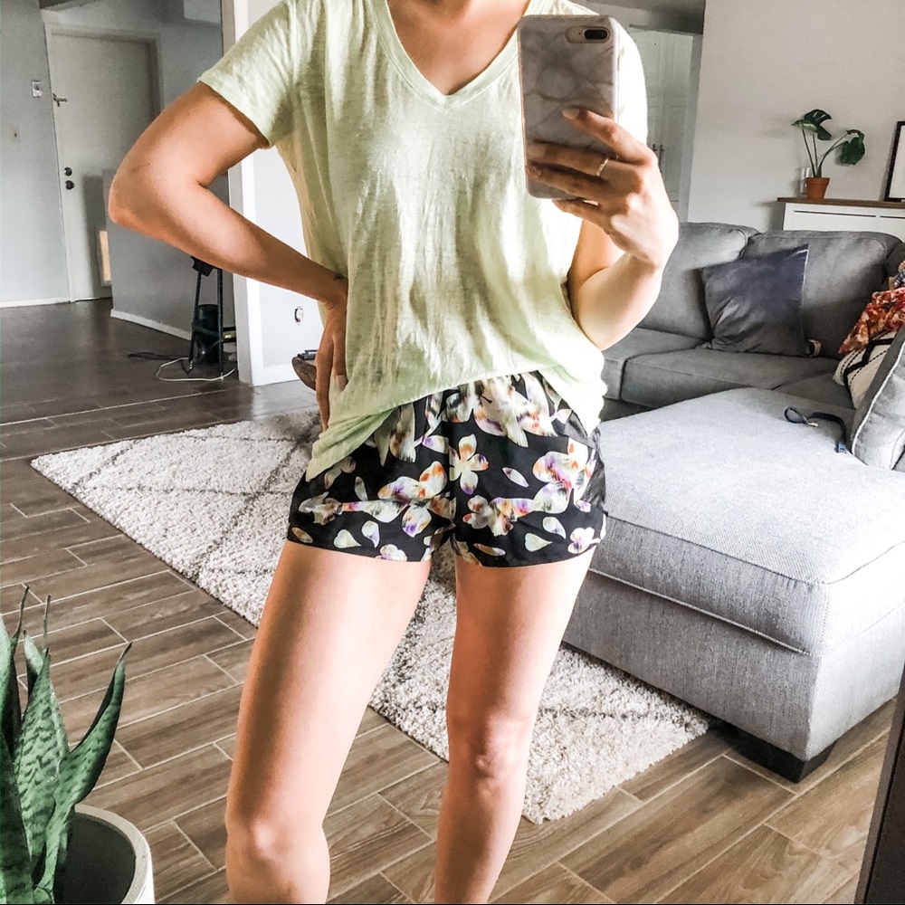 Sparkle & Fade Floral Shorts | Size Small